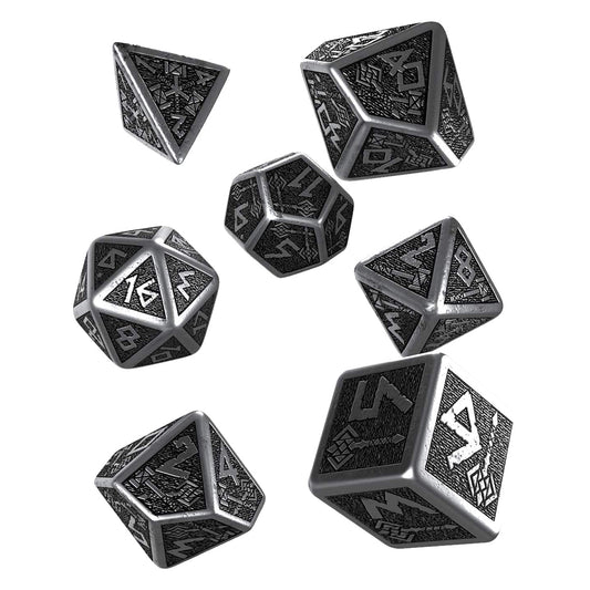 Q Workshop Dwarven Metal & Black Dice Set 7