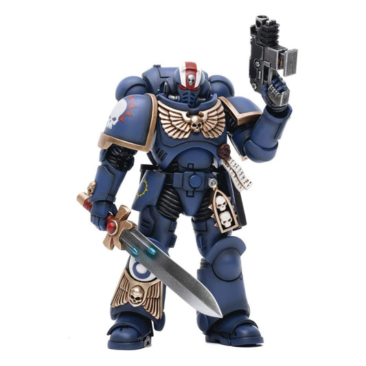 Warhammer Collectibles: 1/18 Scale Ultramarines Primaris Lieutenant Erastus